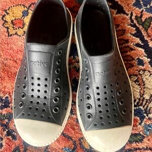Native ‘Big Kid 1’ Slip-On water Sandals in Black and White